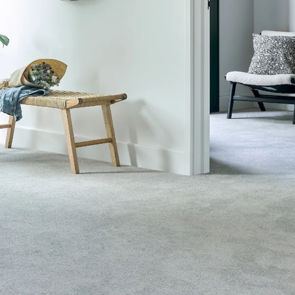 Light grey wool wall to wall carpet in hallway area